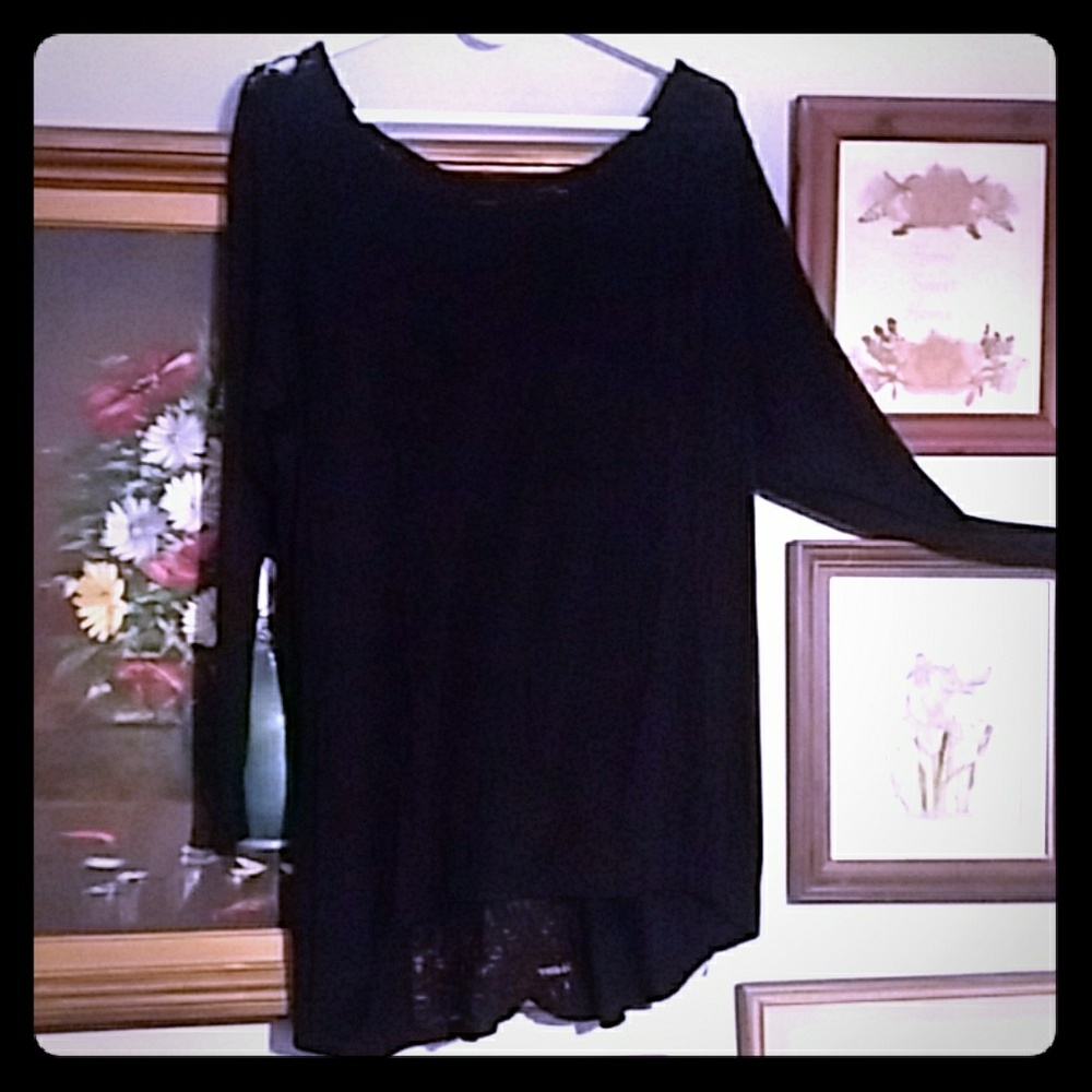 Tunic top with lace detail